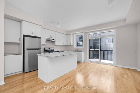 Photo 8 at 30 Radisson Street, Elder Mills, Vaughan