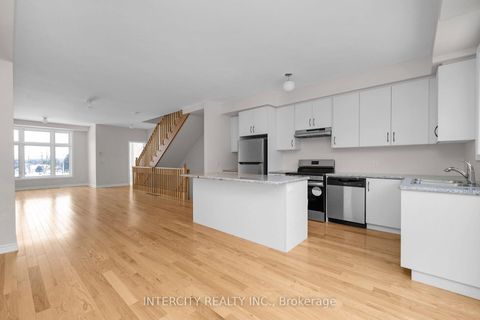 Photo 11 at 30 Radisson Street, Elder Mills, Vaughan