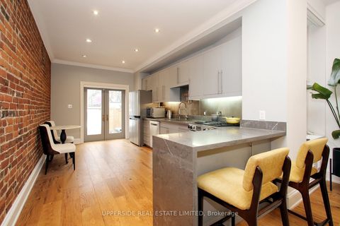 Photo 6 at 153 Collier Street, Moore Park, Toronto