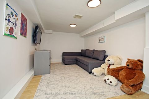 Photo 22 at 153 Collier Street, Moore Park, Toronto