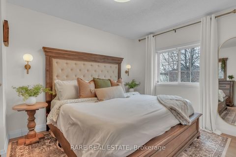 Photo 18 at 212 CHURCHLAND Drive, Holly, Barrie