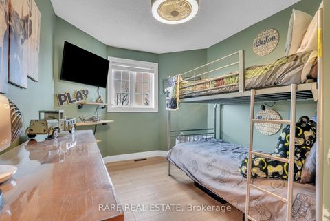 Photo 22 at 212 CHURCHLAND Drive, Holly, Barrie