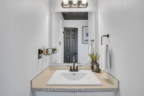 Photo 25 at 212 CHURCHLAND Drive, Holly, Barrie