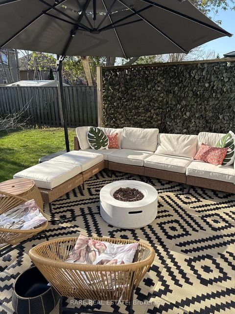 Photo 29 at 212 CHURCHLAND Drive, Holly, Barrie