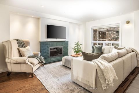 Photo 7 at 433 Lavas Road, College Manor, Newmarket