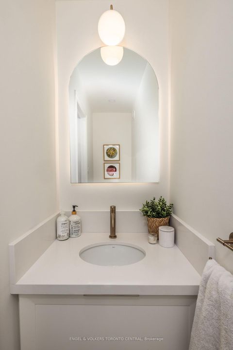 Photo 17 at 433 Lavas Road, College Manor, Newmarket