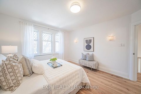 Photo 18 at 54 Latimer Avenue, Forest Hill North, Toronto