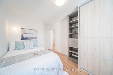 Photo 22 at 54 Latimer Avenue, Forest Hill North, Toronto