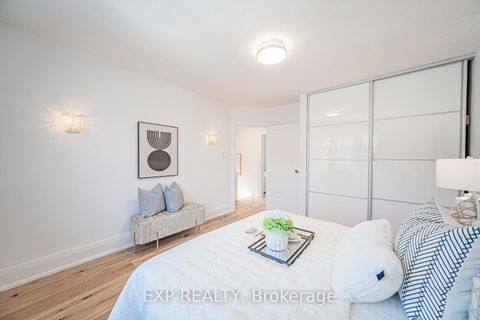 Photo 23 at 54 Latimer Avenue, Forest Hill North, Toronto