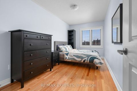 Photo 23 at 21 Ypres Road, Eglinton West, Toronto