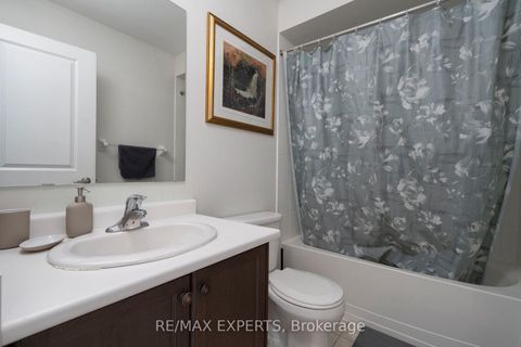 Photo 24 at 21 Ypres Road, Eglinton West, Toronto