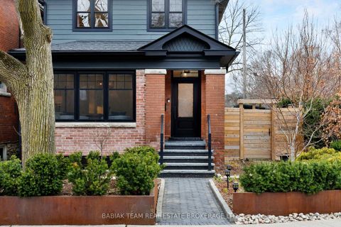 Photo 2 at 264 Pacfic Avenue, High Park North, Toronto