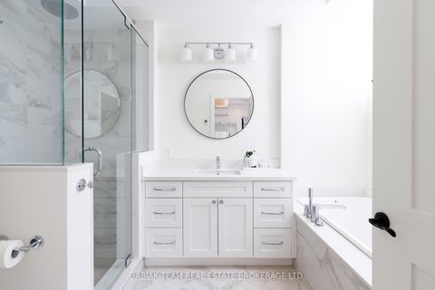 Photo 24 at 264 Pacfic Avenue, High Park North, Toronto