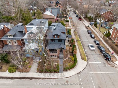 Photo 48 at 264 Pacfic Avenue, High Park North, Toronto