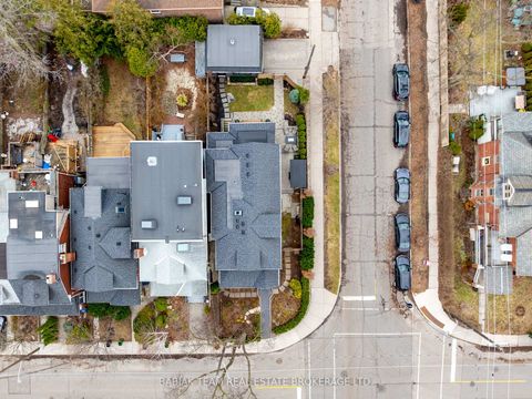 Photo 49 at 264 Pacfic Avenue, High Park North, Toronto