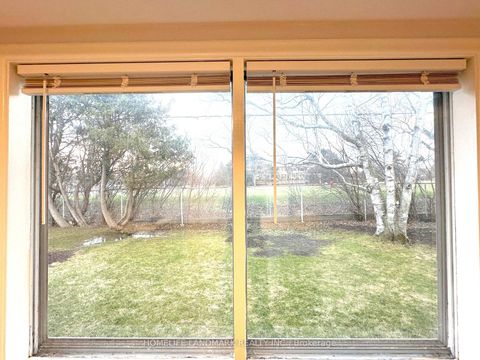 Photo 8 at 9 Terrington Court, Don Mills, Toronto