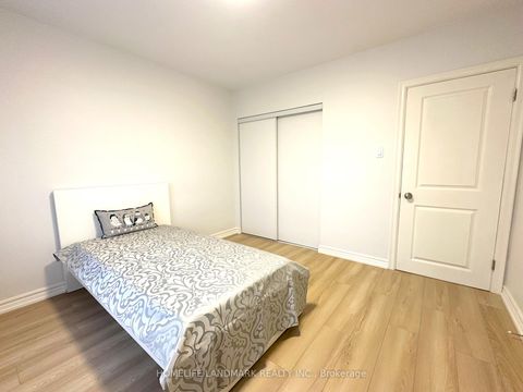 Photo 12 at 9 Terrington Court, Don Mills, Toronto