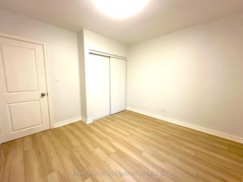 Photo 14 at 9 Terrington Court, Don Mills, Toronto