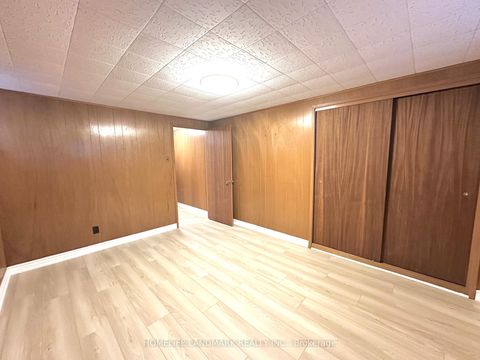 Photo 21 at 9 Terrington Court, Don Mills, Toronto