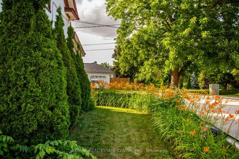 Photo 4 at 5 East John Street N, Cookstown, Innisfil