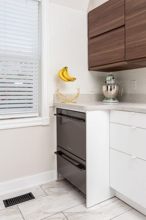 Photo 32 at 5 East John Street N, Cookstown, Innisfil