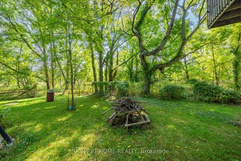 Photo 4 at 315 Main Street N, London, Newmarket