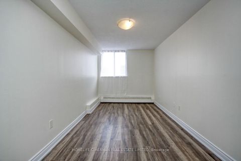Photo 6 at 1511 - 320 Dixon Road, The Westway, Toronto