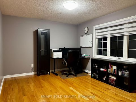 Photo 13 at 35 Cosford Street, Bayview Northeast, Aurora