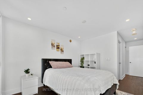 Photo 30 at Ph05 (3605) - 2910 Highway 7 Road, Concord, Vaughan