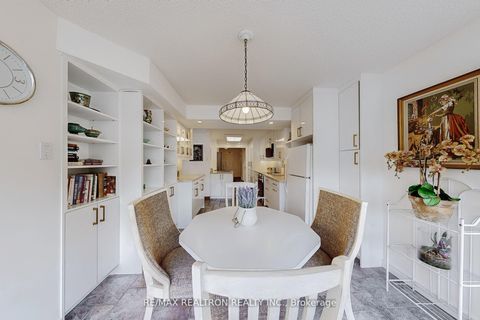 Photo 8 at 311 - 7300 Yonge Street, Yorkhill, Vaughan