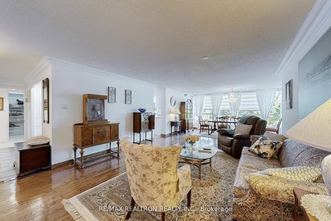 Photo 13 at 311 - 7300 Yonge Street, Yorkhill, Vaughan