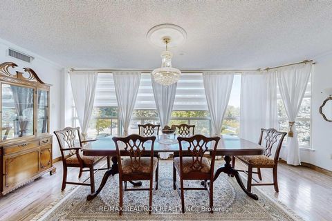 Photo 17 at 311 - 7300 Yonge Street, Yorkhill, Vaughan