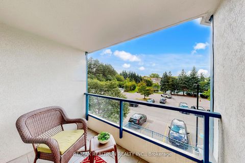 Photo 26 at 311 - 7300 Yonge Street, Yorkhill, Vaughan