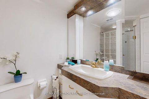 Photo 29 at 311 - 7300 Yonge Street, Yorkhill, Vaughan