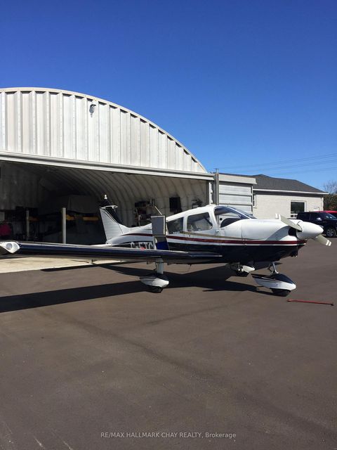 Photo 4 at 24518 Mccowan Road, Belhaven, Georgina