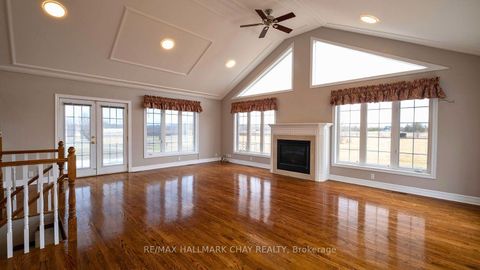 Photo 12 at 24518 Mccowan Road, Belhaven, Georgina