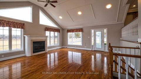 Photo 14 at 24518 Mccowan Road, Belhaven, Georgina