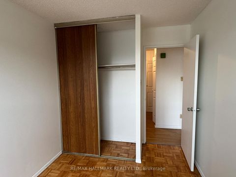 Photo 6 at 212 - 10 Sunrise Avenue, Victoria Village, Toronto