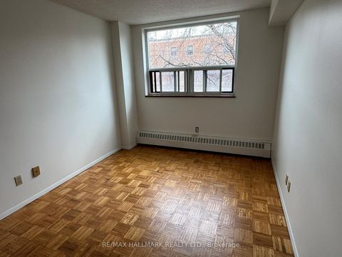 Photo 7 at 212 - 10 Sunrise Avenue, Victoria Village, Toronto