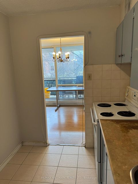 Photo 14 at 212 - 10 Sunrise Avenue, Victoria Village, Toronto