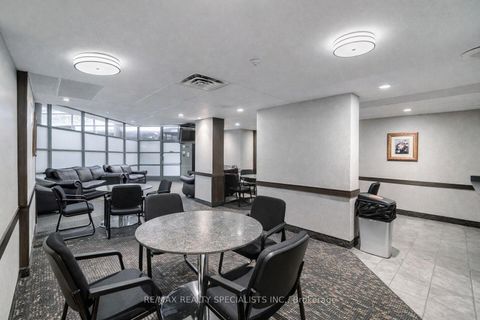 Photo 10 at 506 - 4205 Shipp Drive, City Centre, Mississauga
