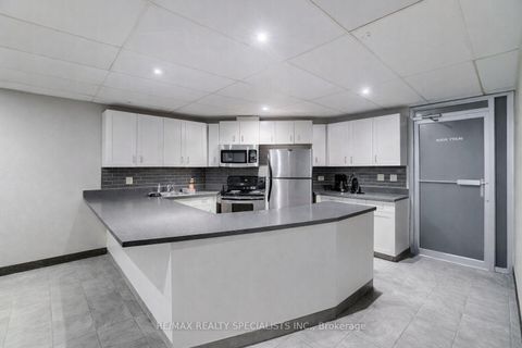 Photo 11 at 506 - 4205 Shipp Drive, City Centre, Mississauga