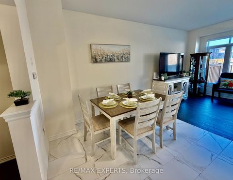 Photo 5 at 2229 Grainger Loop, Rural Innisfil, Innisfil