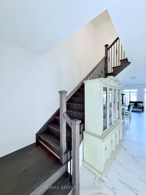 Photo 11 at 2229 Grainger Loop, Rural Innisfil, Innisfil