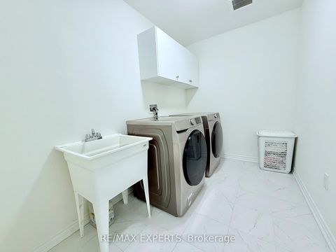 Photo 24 at 2229 Grainger Loop, Rural Innisfil, Innisfil