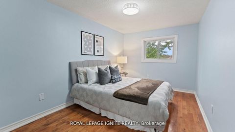 Photo 10 at 57 - 401 Sewells Road, Rouge E11, Toronto