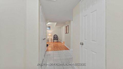 Photo 18 at 57 - 401 Sewells Road, Rouge E11, Toronto