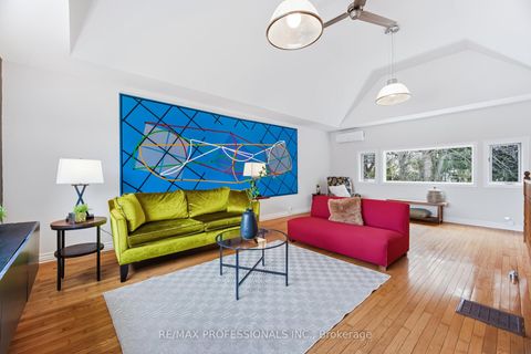 Photo 19 at 15 Twenty-Seventh Street, Long Branch, Toronto