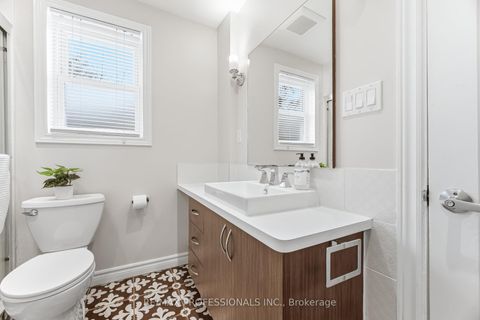 Photo 28 at 15 Twenty-Seventh Street, Long Branch, Toronto