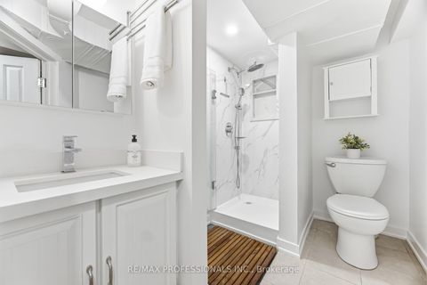 Photo 34 at 15 Twenty-Seventh Street, Long Branch, Toronto